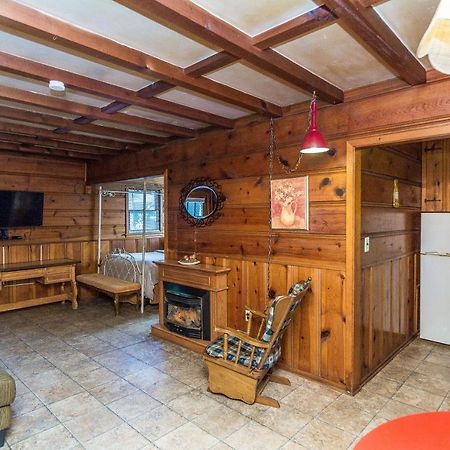 Apple Creek Cottages Прескот Екстер'єр фото