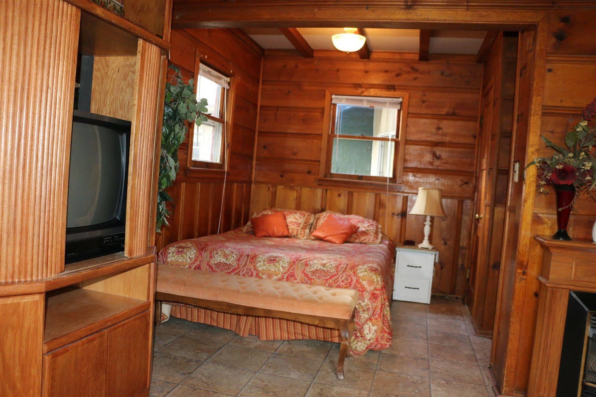 Apple Creek Cottages Прескот Екстер'єр фото