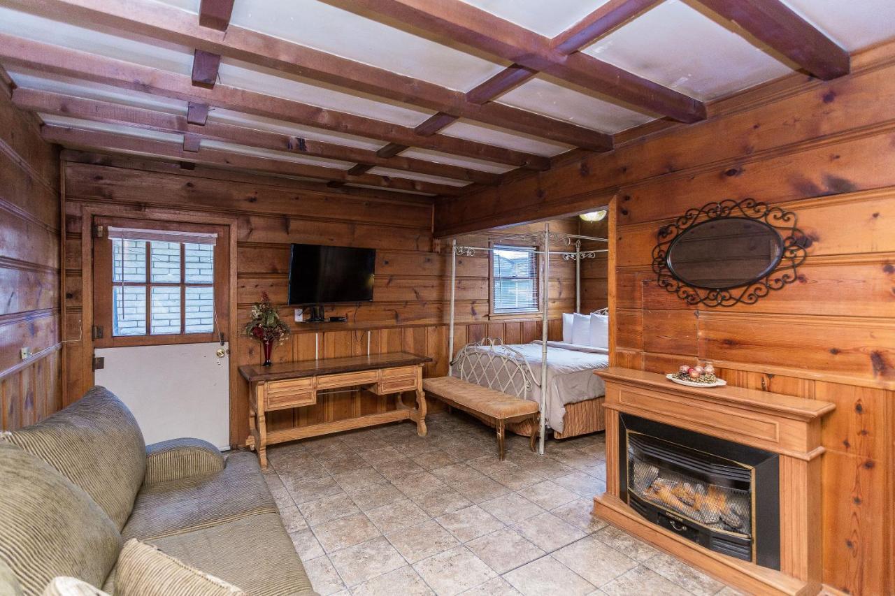 Apple Creek Cottages Прескот Екстер'єр фото