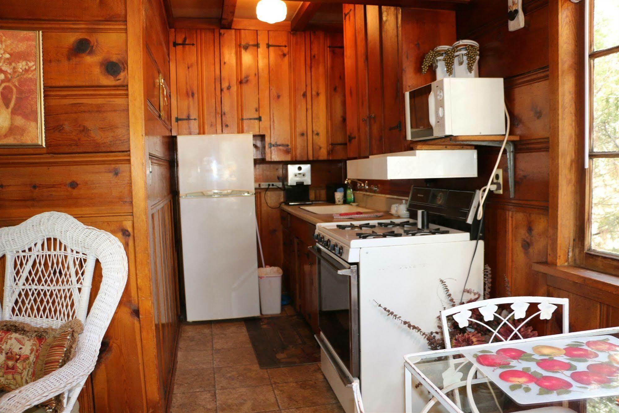 Apple Creek Cottages Прескот Екстер'єр фото